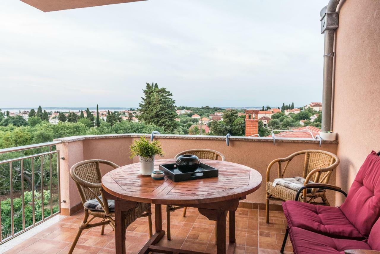 Apartments Jelavic Sutomiscica Екстер'єр фото